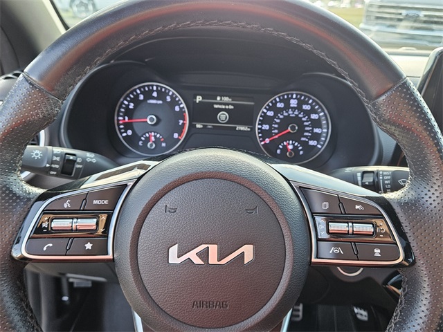 2023 Kia Forte GT-Line photo 23