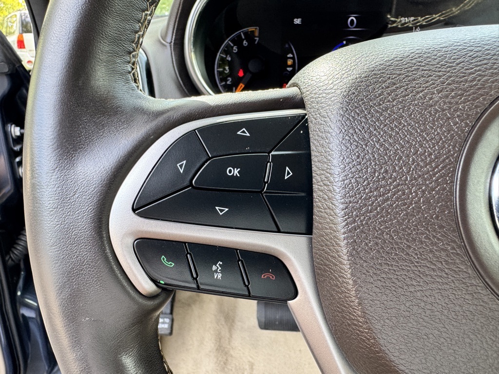 2021 Jeep Grand Cherokee Overland photo 21