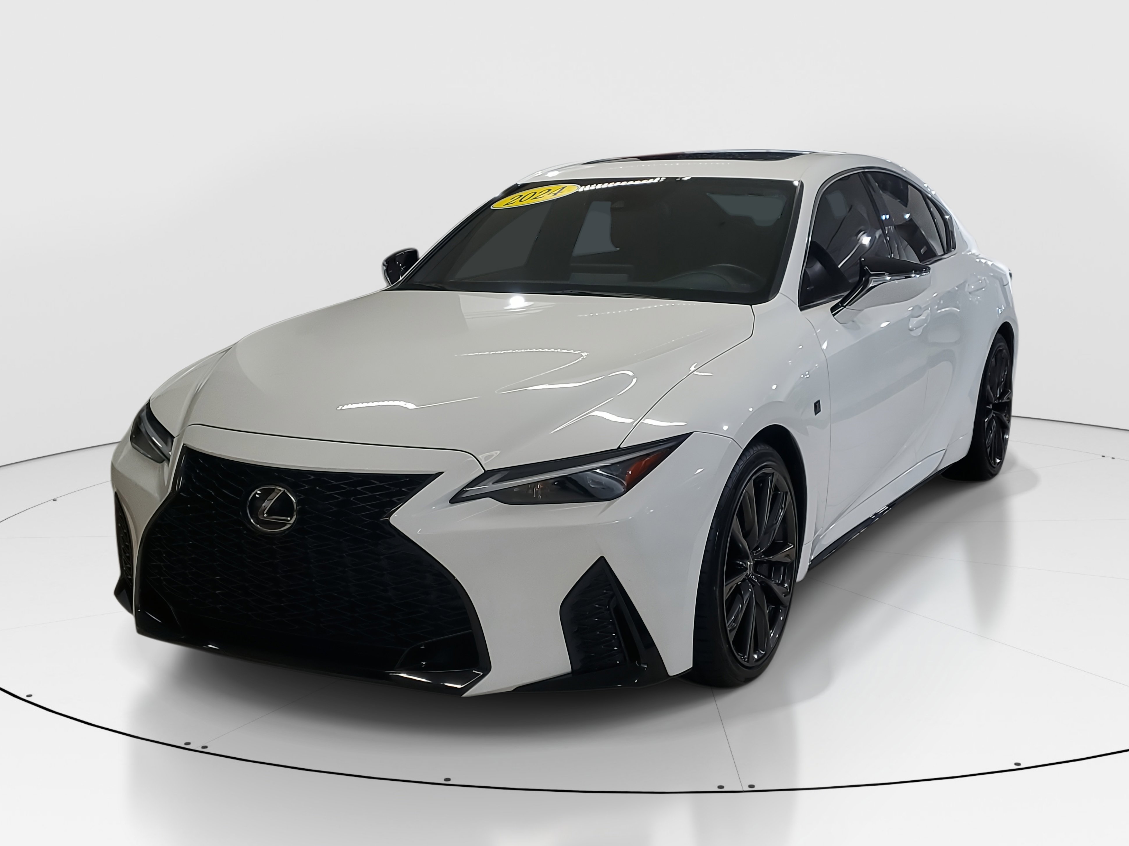 2024 Lexus IS 350 photo 4