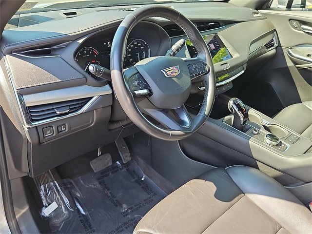 2023 Cadillac XT4 Premium Luxury photo 14