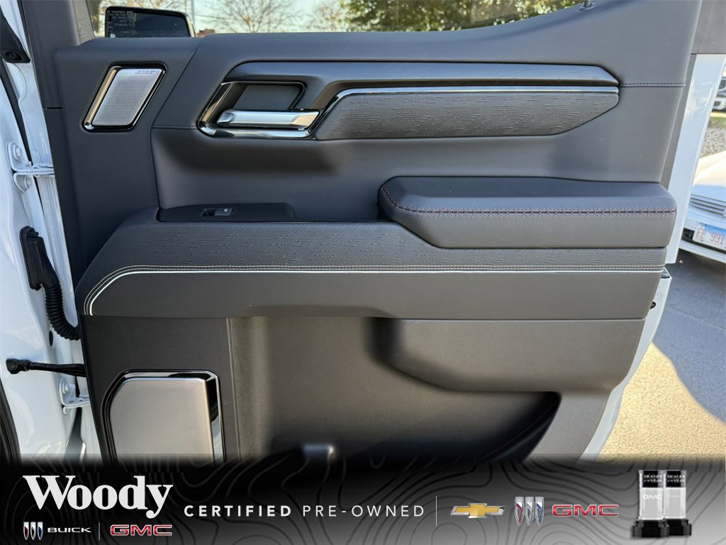 2024 GMC SIERRA - Image 35