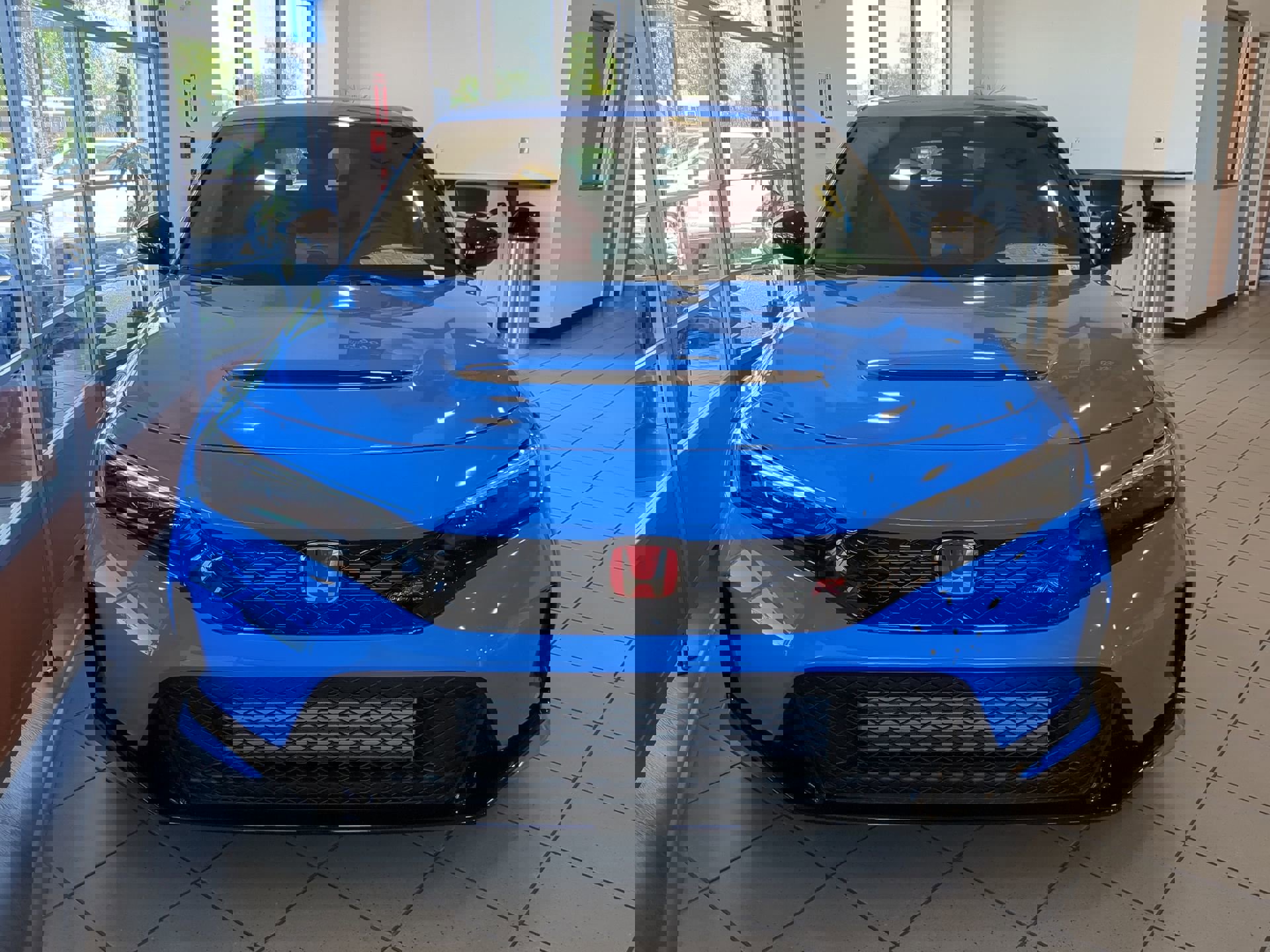 2025 Honda Civic Type R photo 3