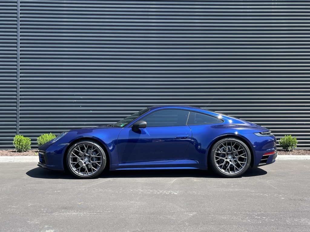 2023 Porsche 911 T photo 2