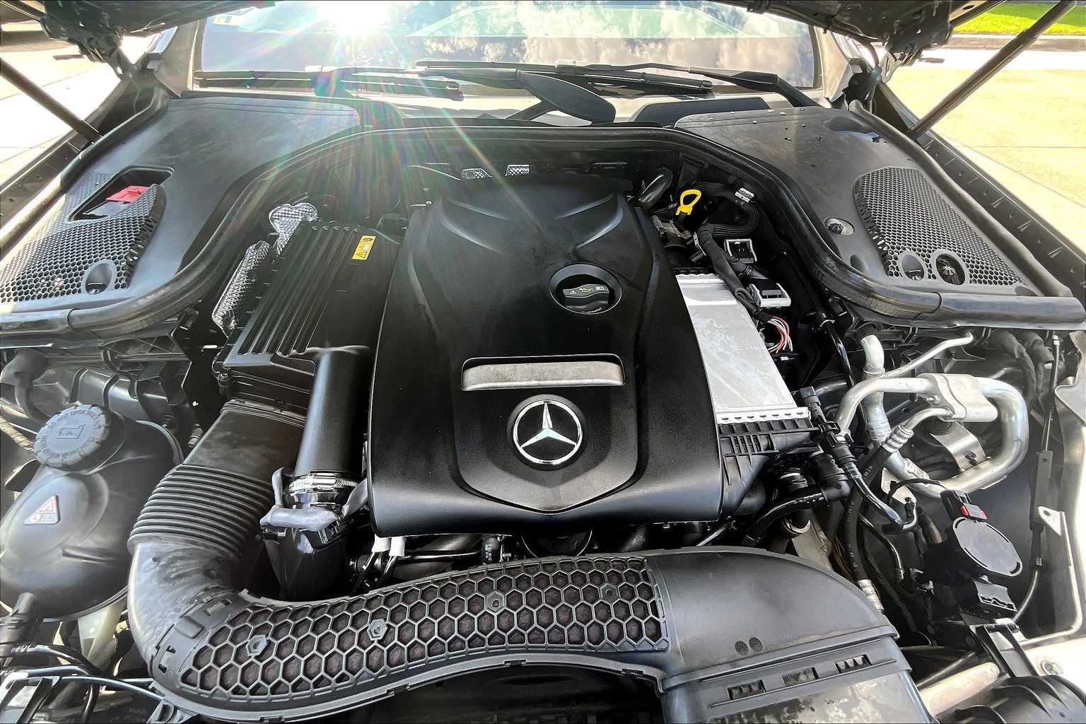 2017 Mercedes Benz E 300 Sport photo 23