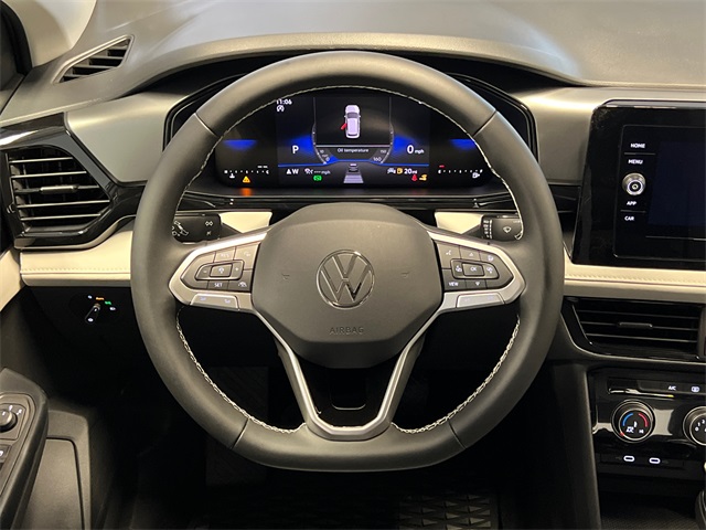 2025 Volkswagen Taos S photo 12
