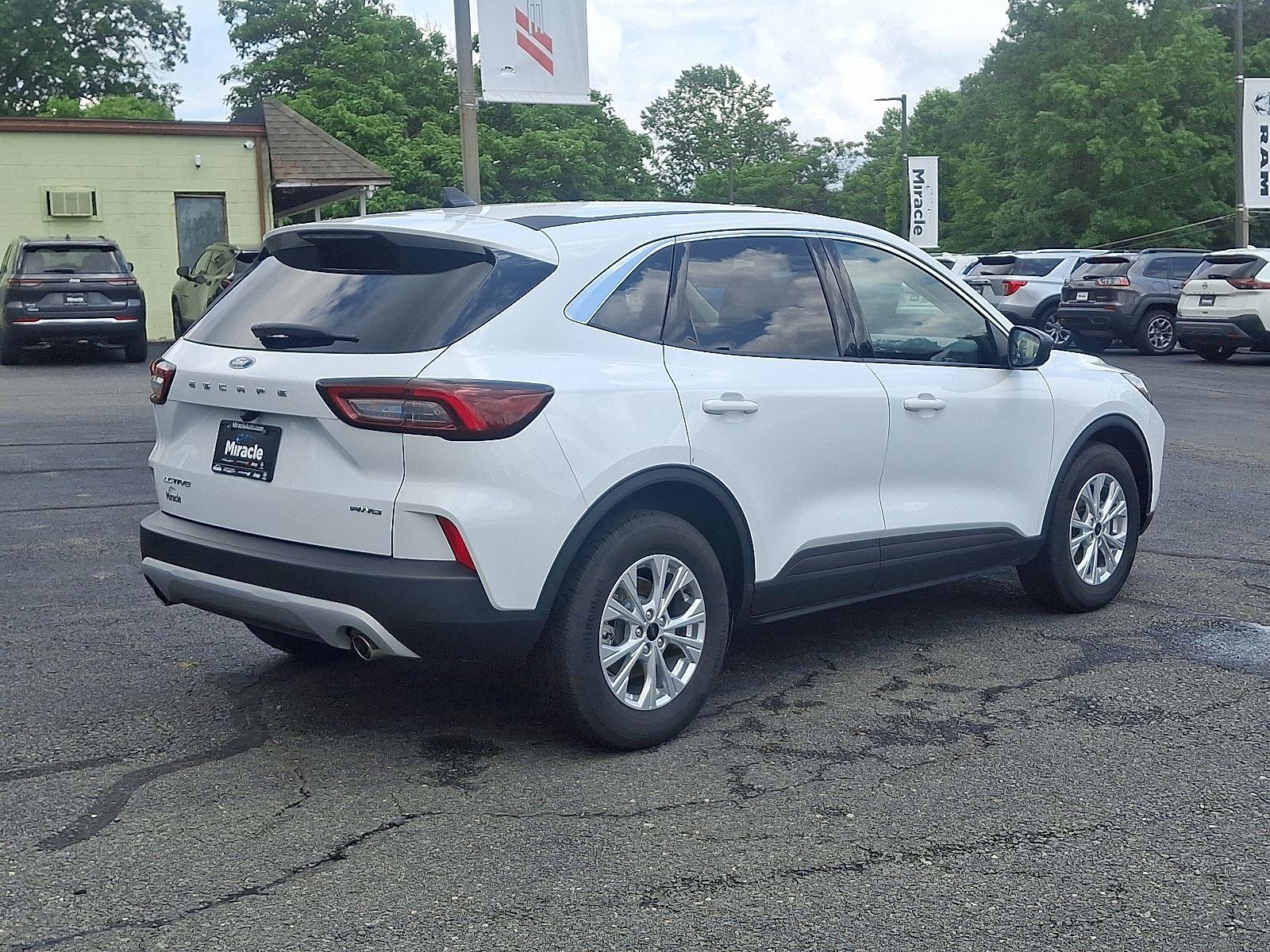 2023 Ford Escape Active photo 6