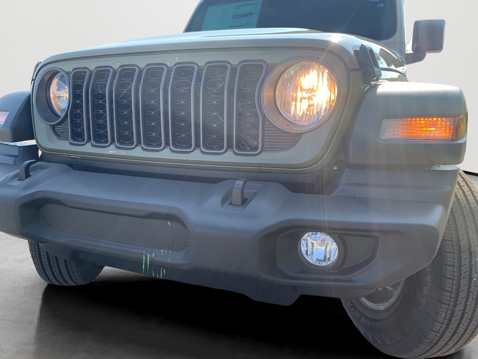 2025 Jeep Wrangler Sport S photo 8