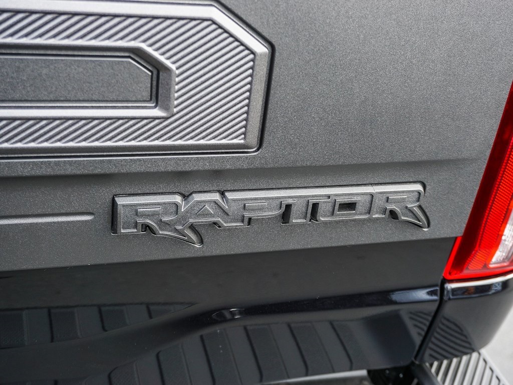 2025 Ford F-150 Raptor photo 7