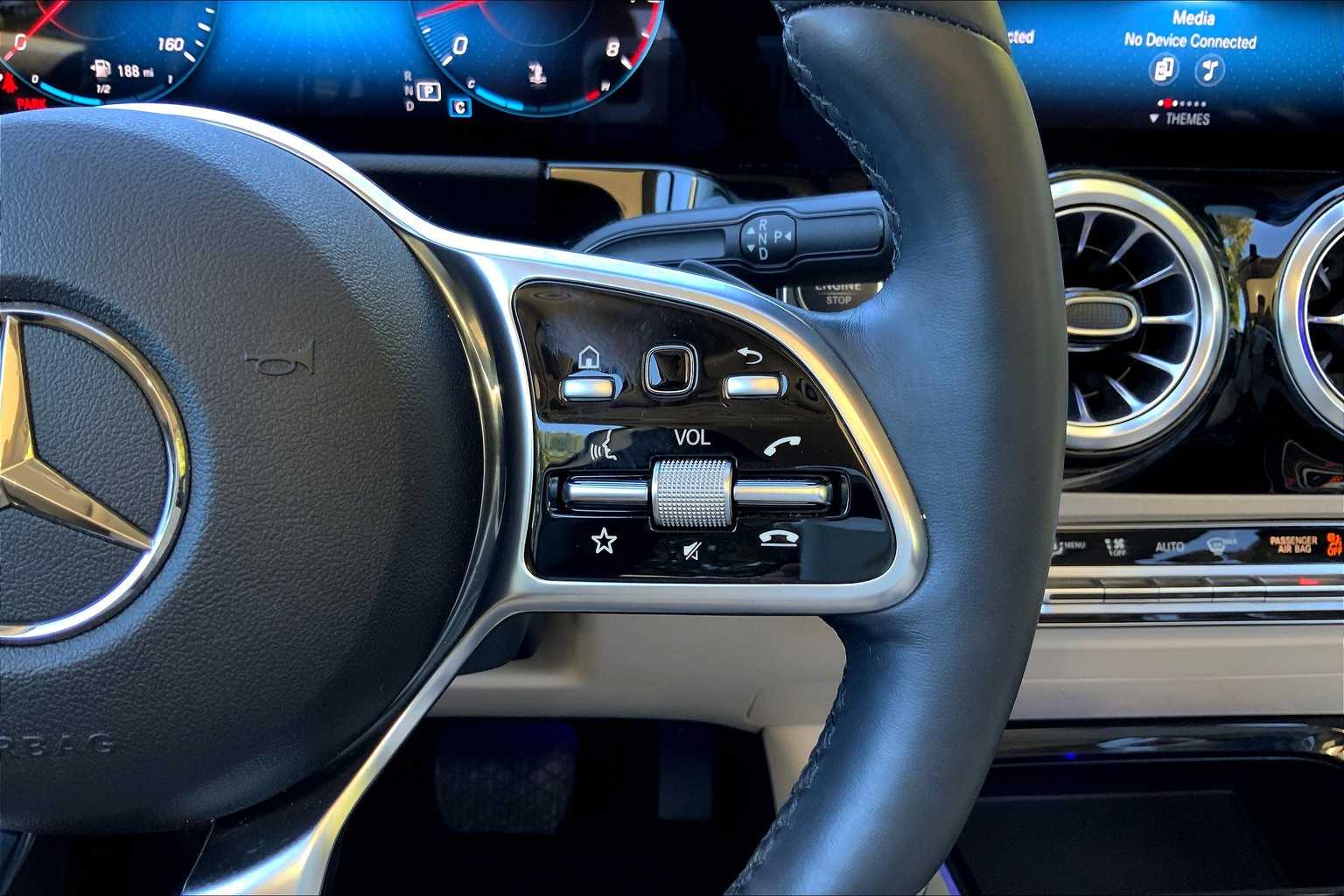 2023 Mercedes Benz GLA 250 4MATIC photo 24