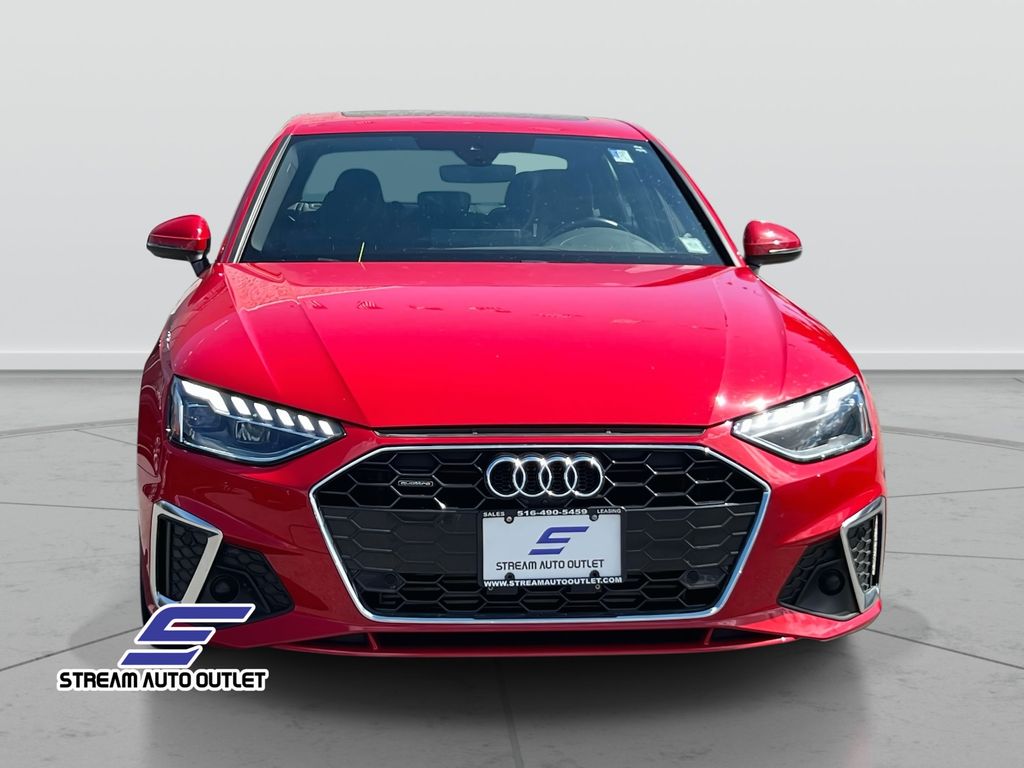 2023 Audi A4 45 S line Premium Plus Quattro photo 2