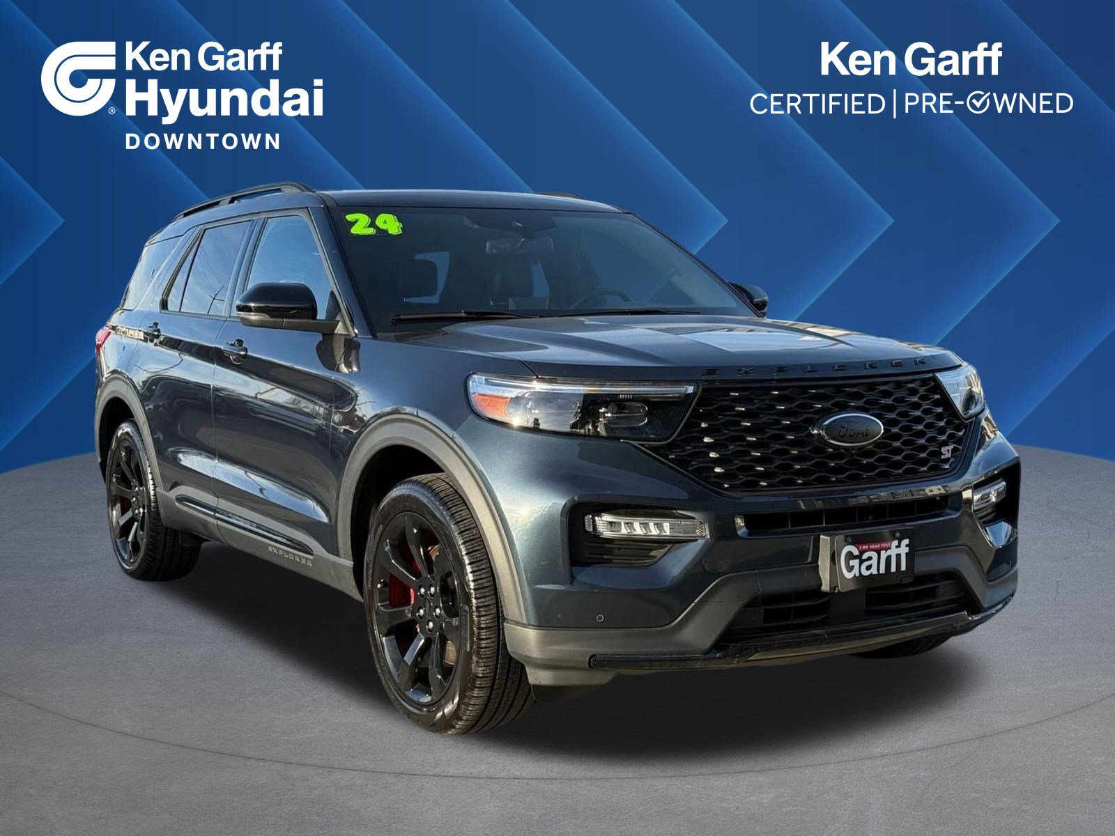 2024 Ford Explorer ST's photo