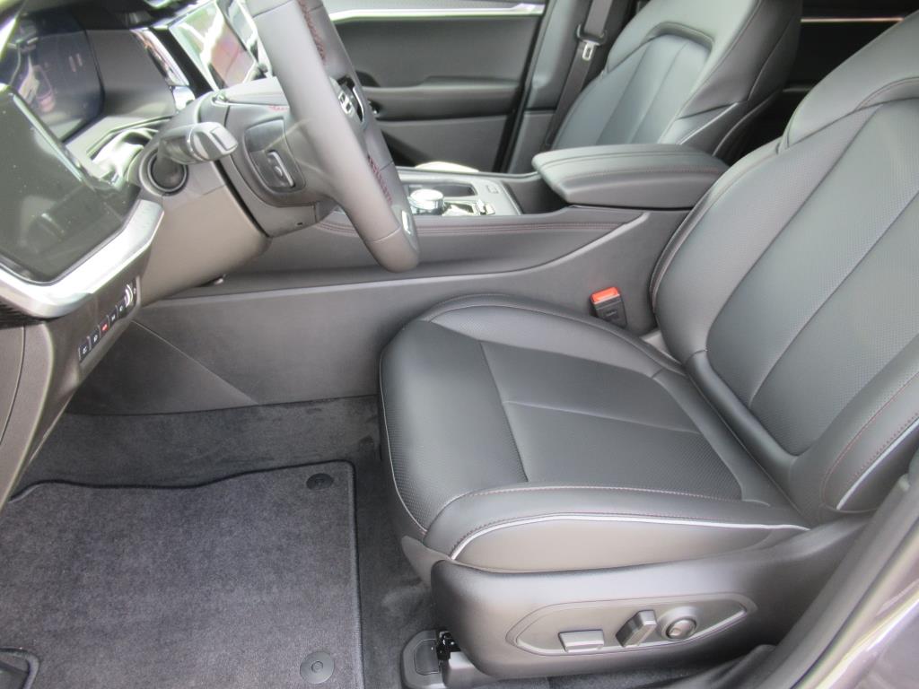 2025 Jeep Wagoneer S Limited photo 16