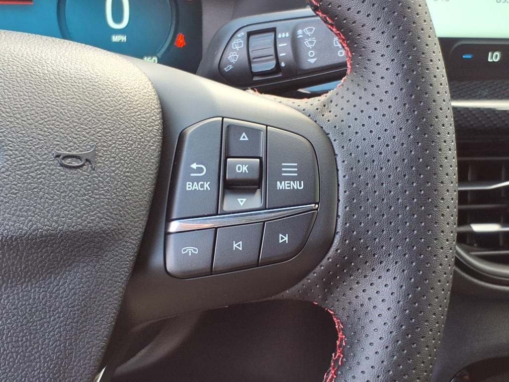 2025 Ford Escape ST-Line Select photo 19