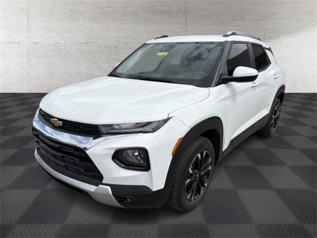 2022 Chevrolet Trailblazer LT photo 3