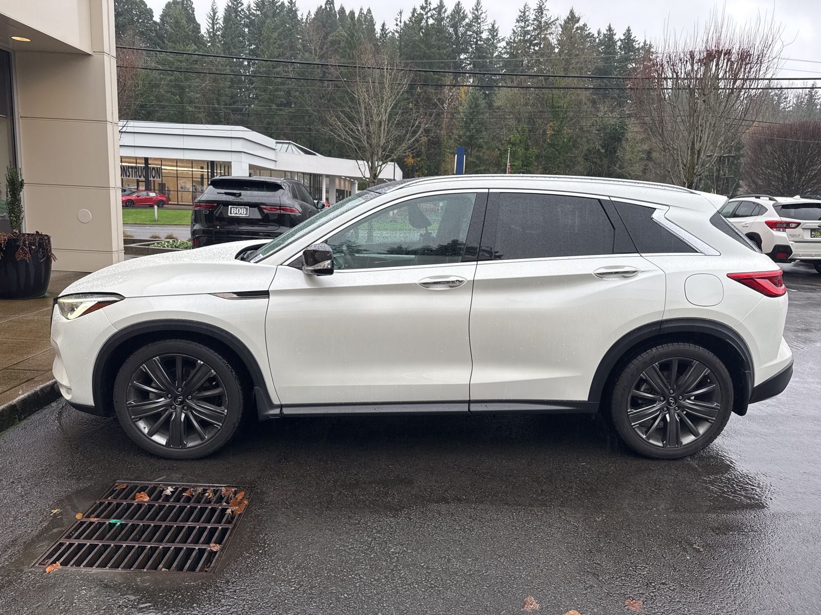 2020 Infiniti QX50 Essential photo 2