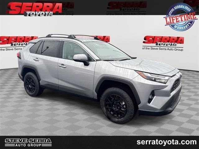 2025 Toyota RAV4 XLE's photo
