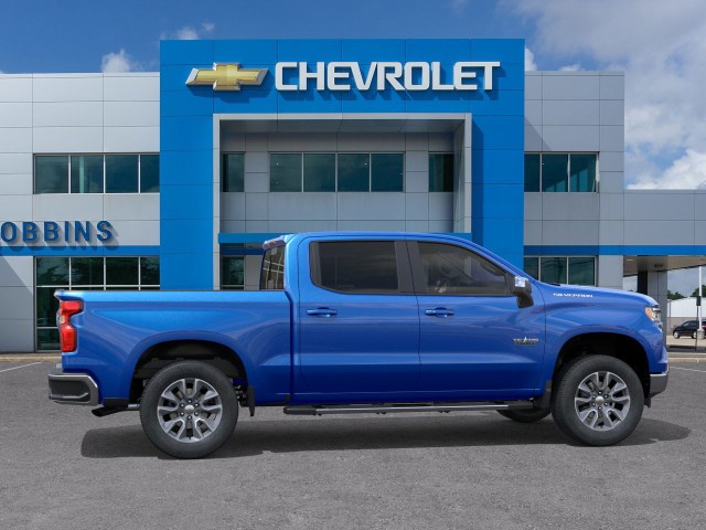2026 Chevrolet Silverado 1500 LT photo 2