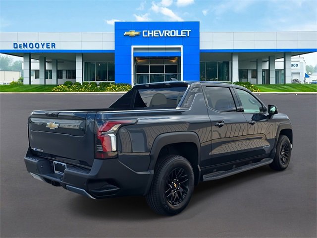 2025 Chevrolet Silverado EV LT photo 5