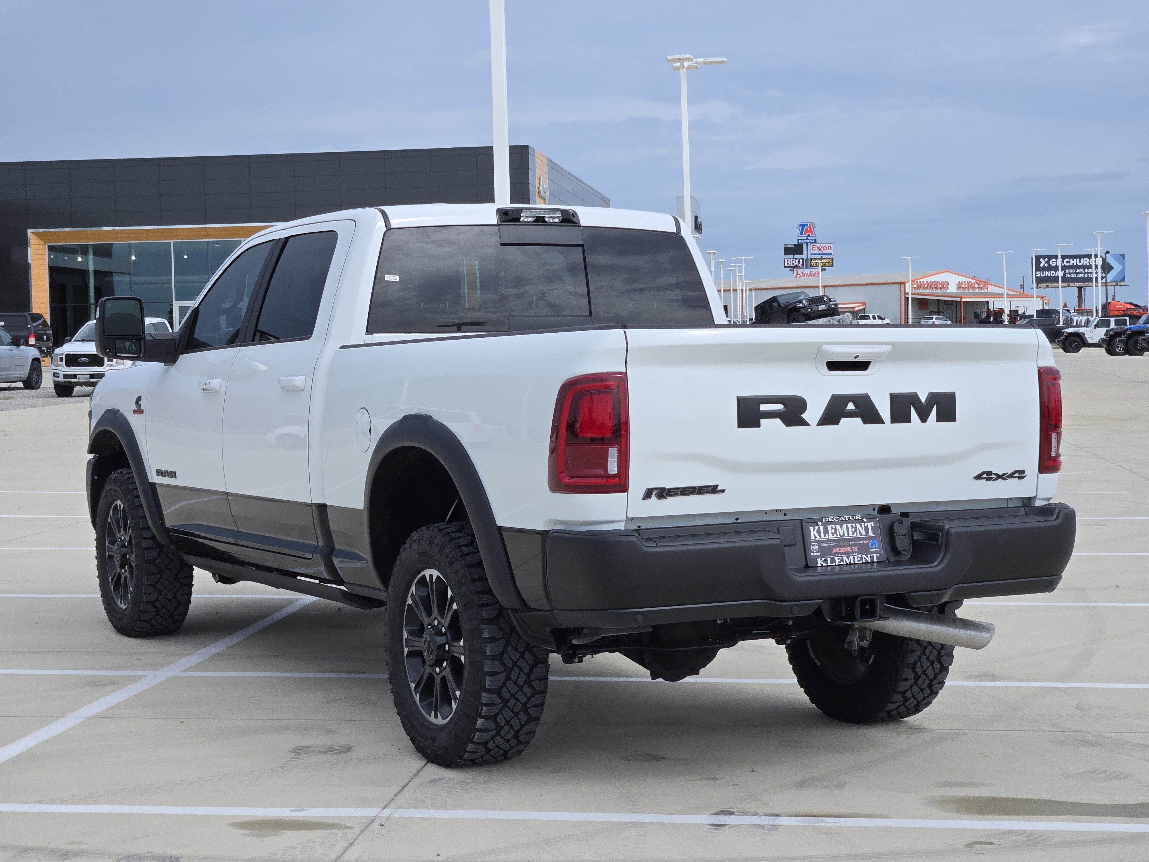 2025 Ram 2500 Power Wagon photo 4