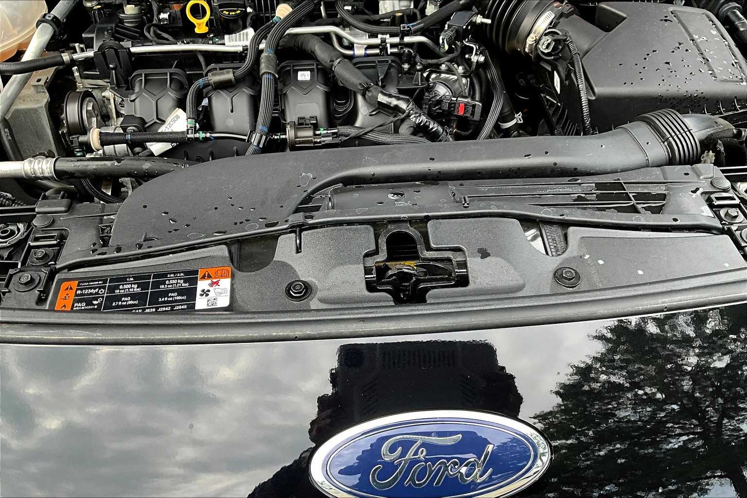 2022 Ford Escape SEL photo 31