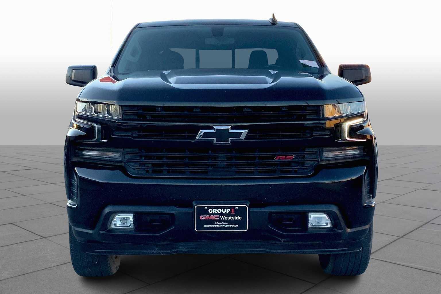 2020 Chevrolet Silverado 1500 RST photo 3