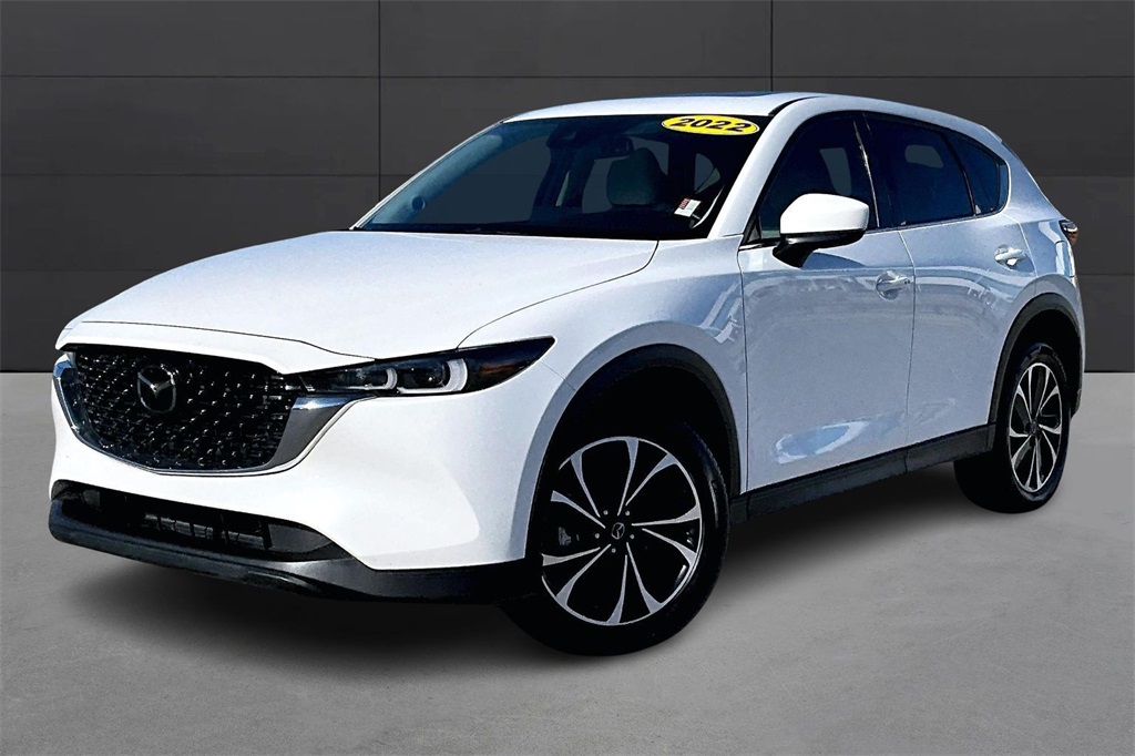 2022 Mazda CX-5 S Premium package's photo