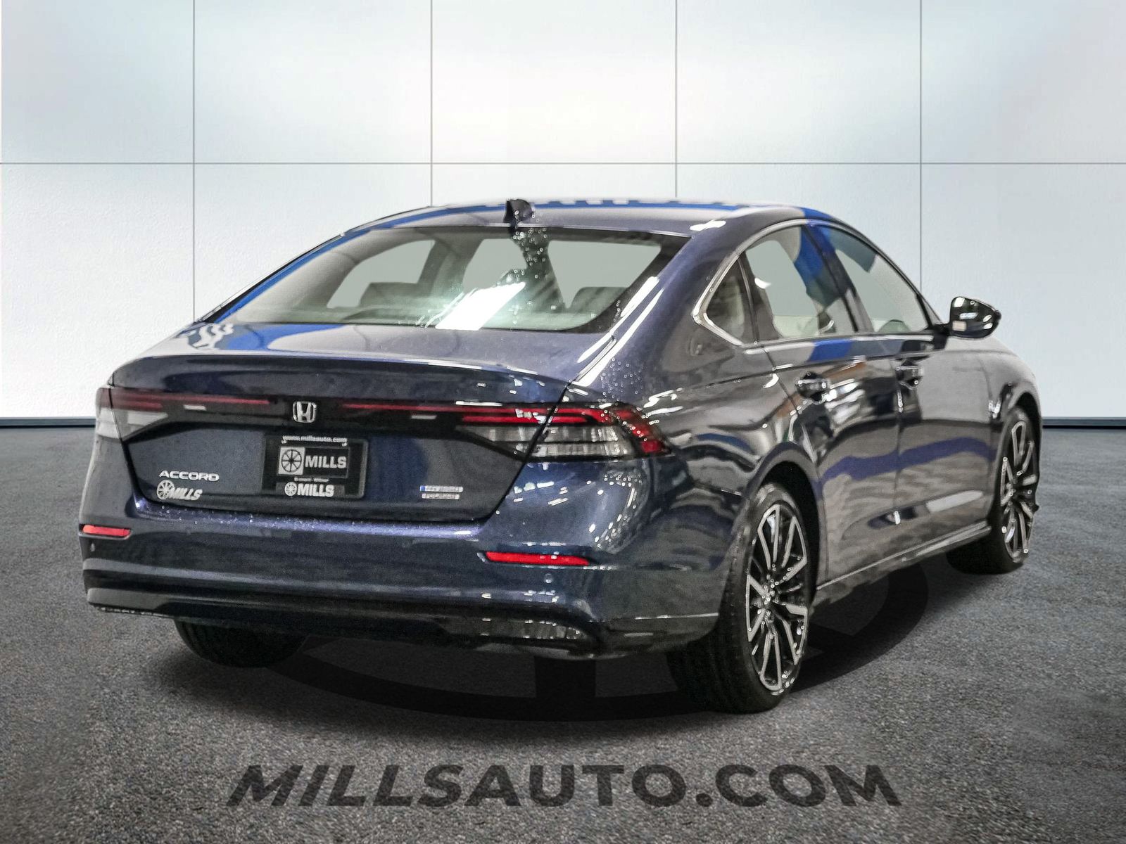 2025 Honda Accord Hybrid Touring photo 6