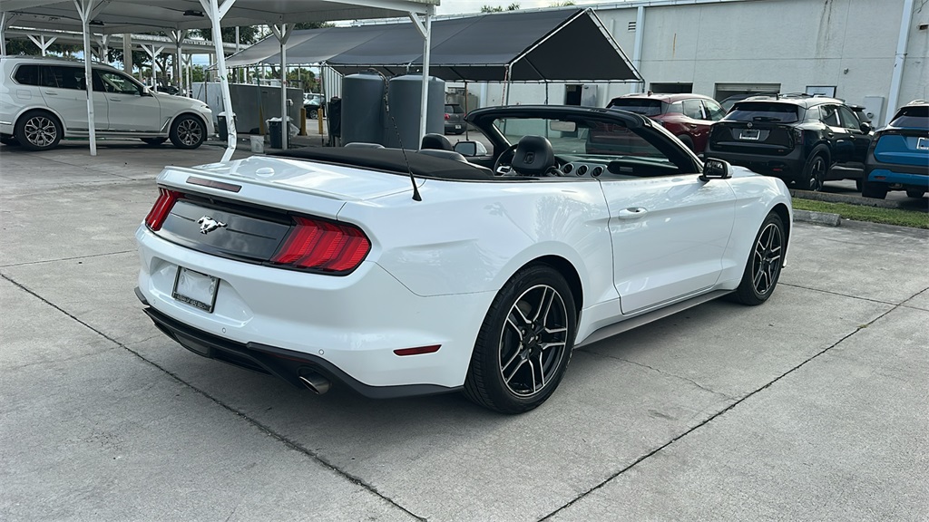 2022 Ford Mustang EcoBoost Premium photo 10