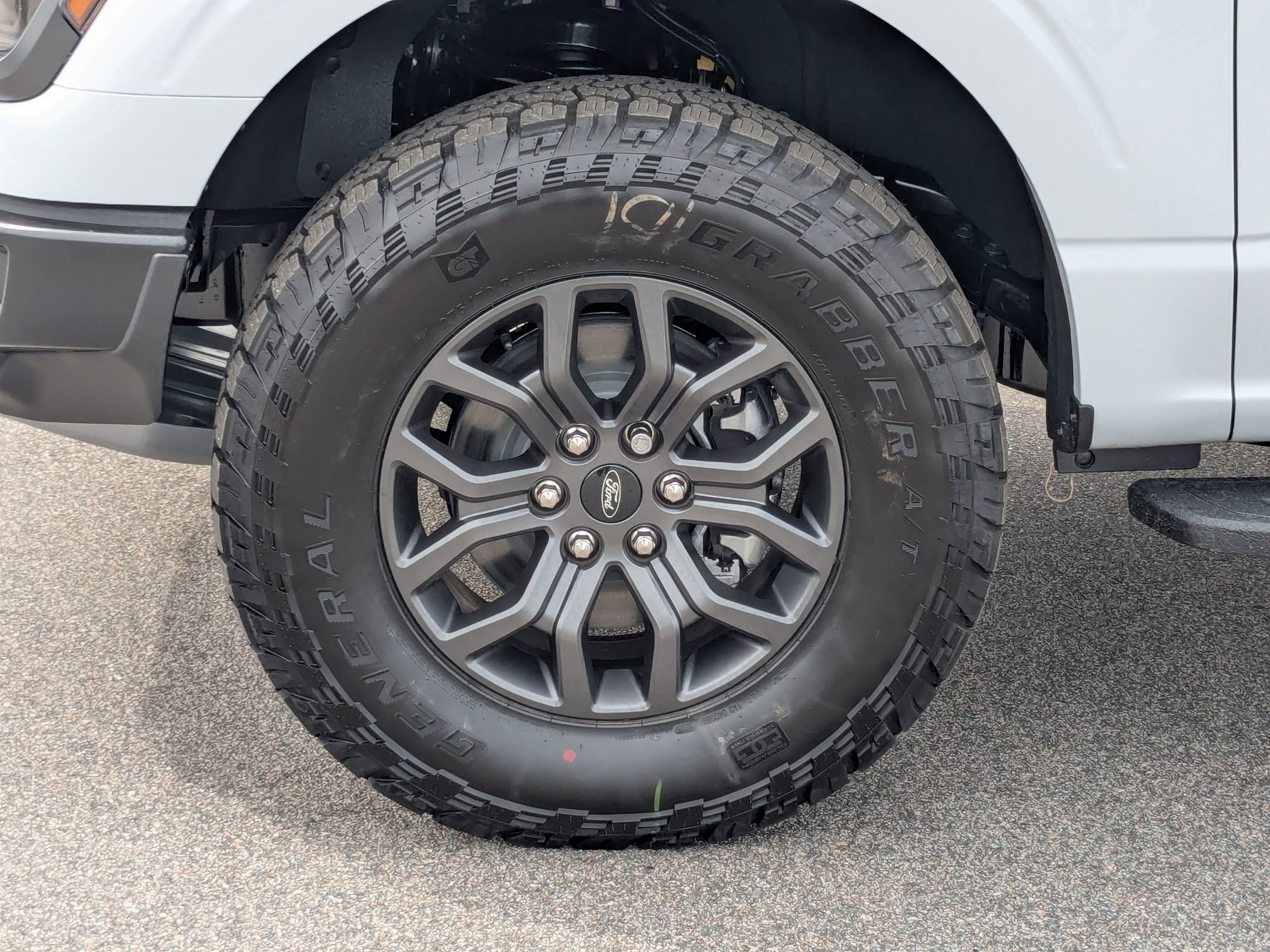 2025 Ford F-150 Tremor photo 3