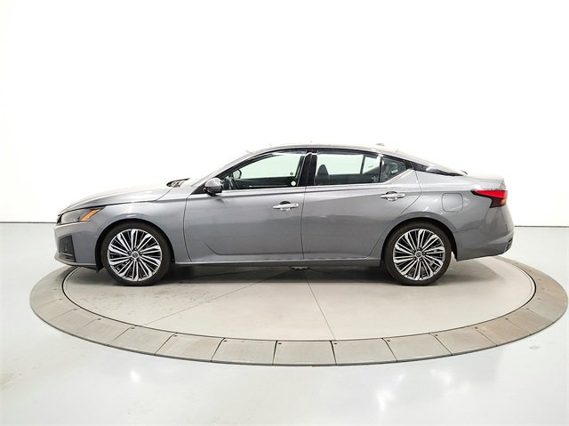 2023 Nissan Altima 2.5 SL photo 4