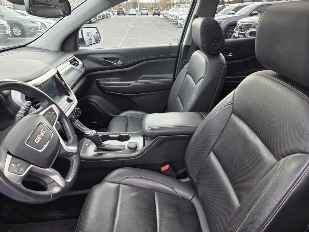 2019 Gmc Acadia SLT photo 3