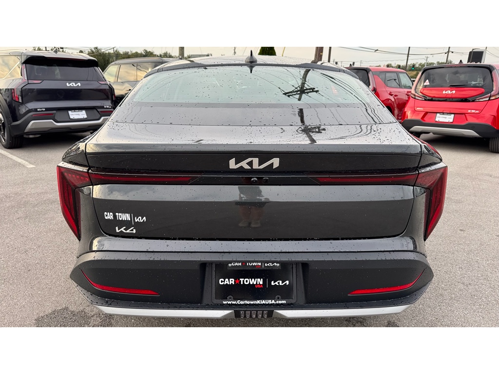 2025 Kia K4 EX photo 4