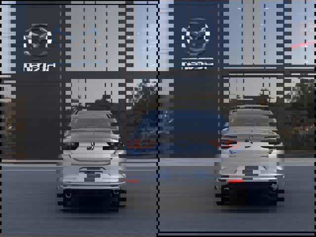 2025 Mazda Mazda3 2.5 s Preferred photo 4