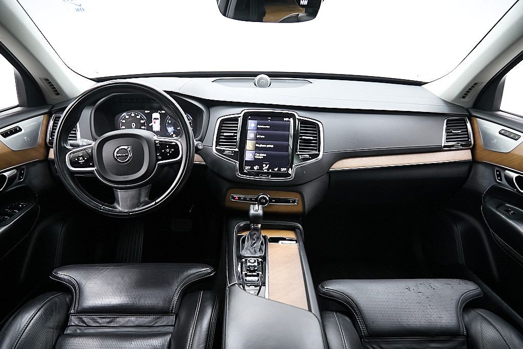 2018 VOLVO XC90 - Image 26