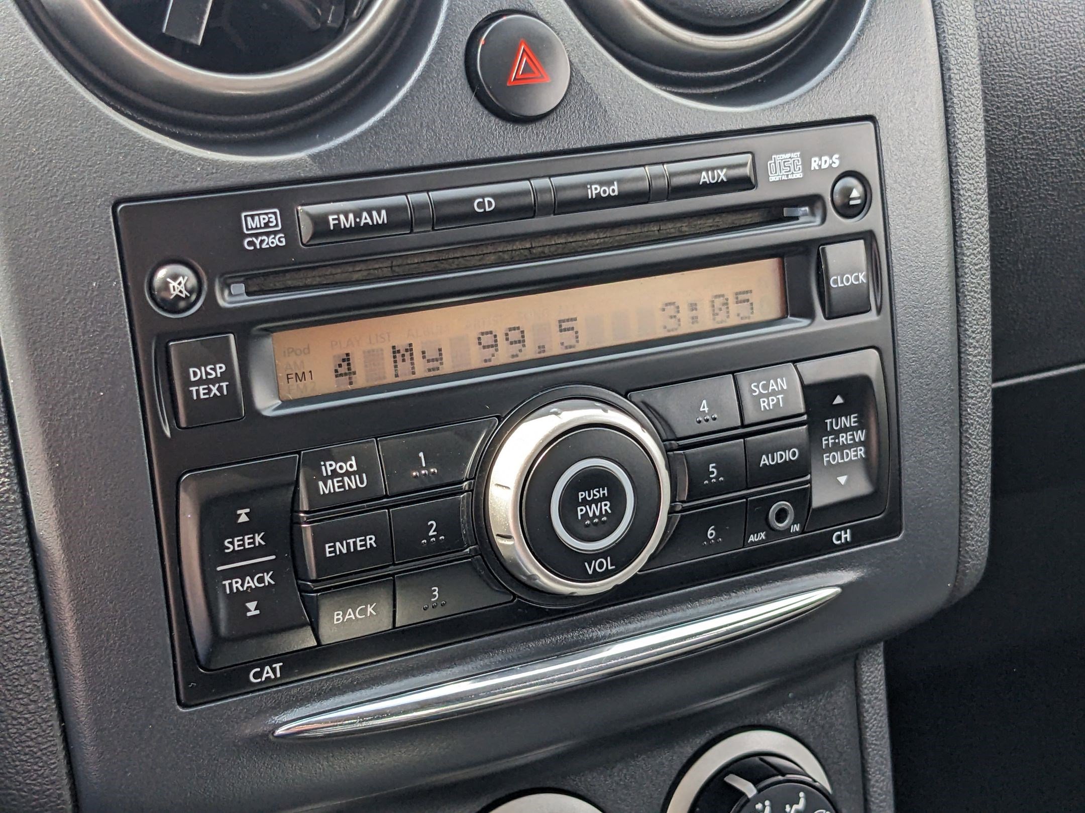 2014 Nissan Rogue Select S photo 28