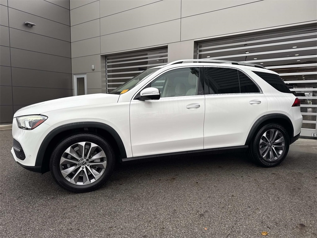2022 Mercedes Benz GLE 350 4MATIC photo 3
