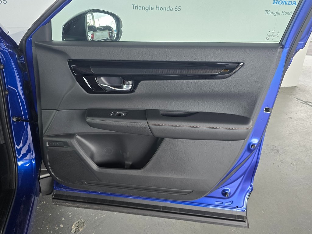 2025 Honda CR-V Hybrid Sport Touring photo 27