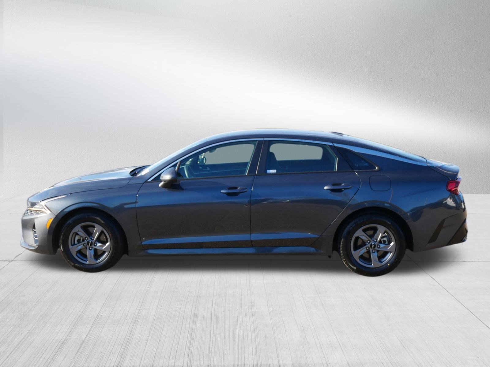 2023 Kia K5 LXS photo 4