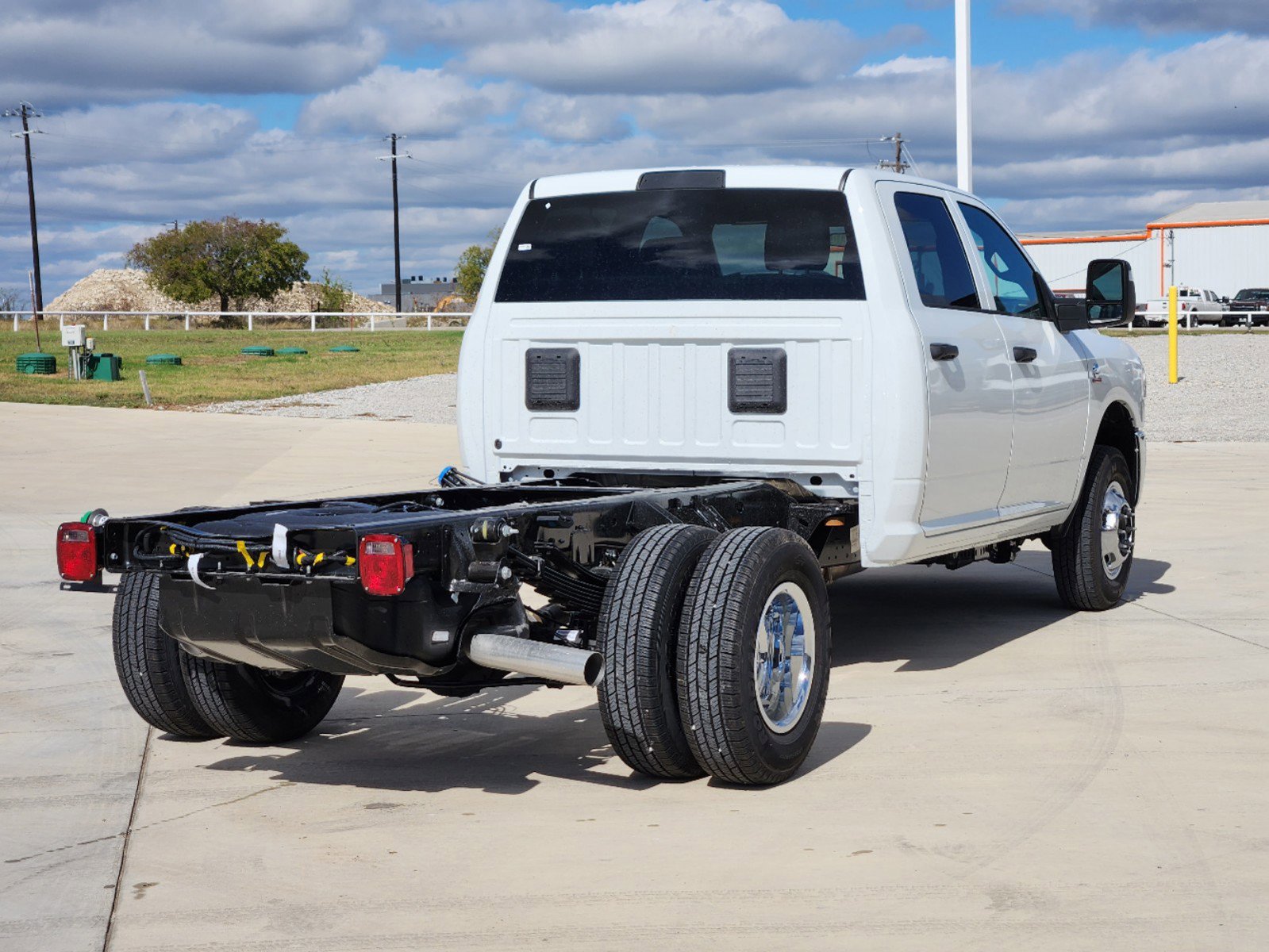 2024 Ram 3500 Tradesman photo 4