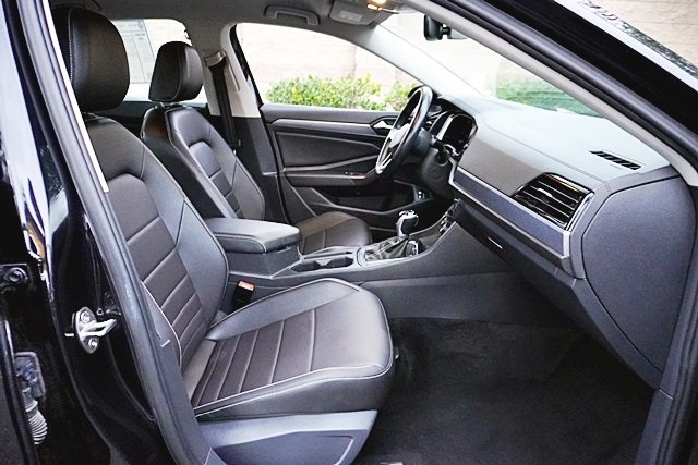 Used 2024 Black Volkswagen 1.5T SE image 10