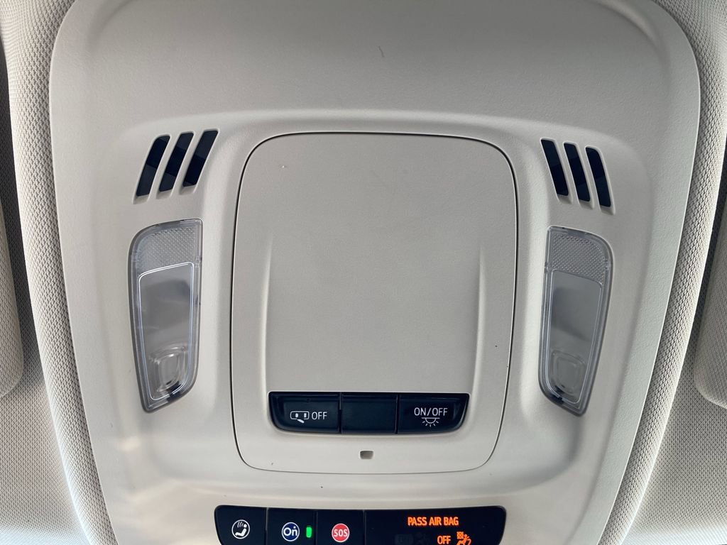 2023 Buick Envision Essence photo 26