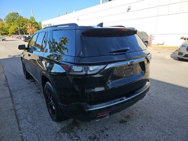 2019 Chevrolet Traverse Premier photo 2