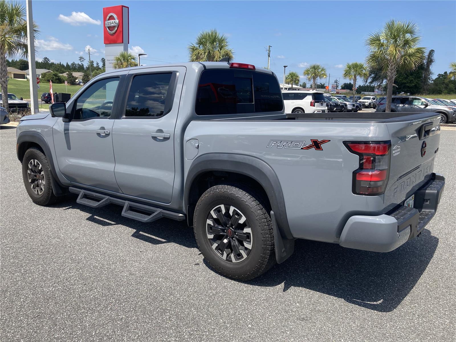 2023 Nissan Frontier PRO-X photo 5