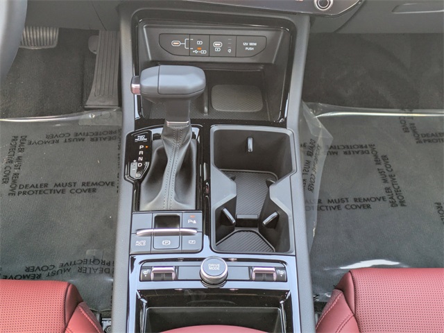 2025 Kia K5 GT-Line photo 17