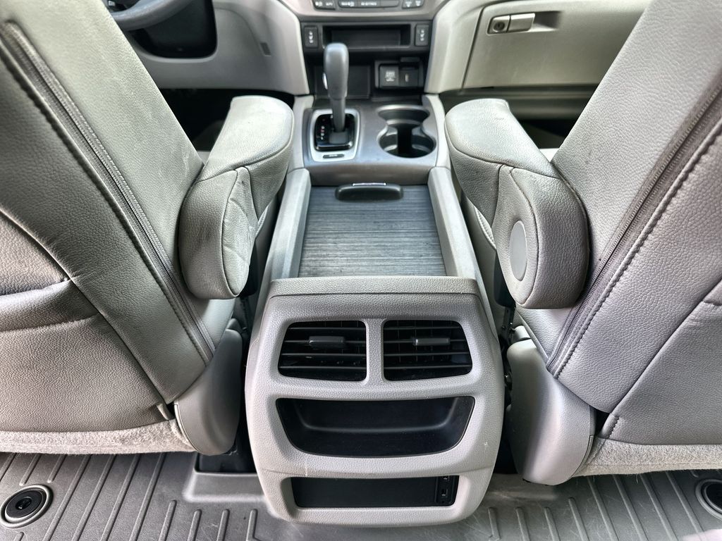 2017 Honda Ridgeline RTL-T photo 20