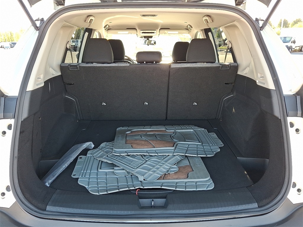 2023 Nissan Rogue SV photo 24