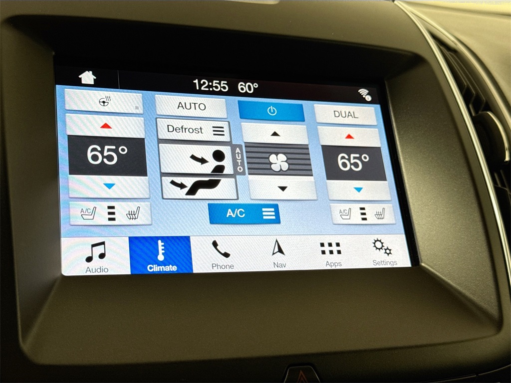 2018 Ford Edge Titanium photo 31