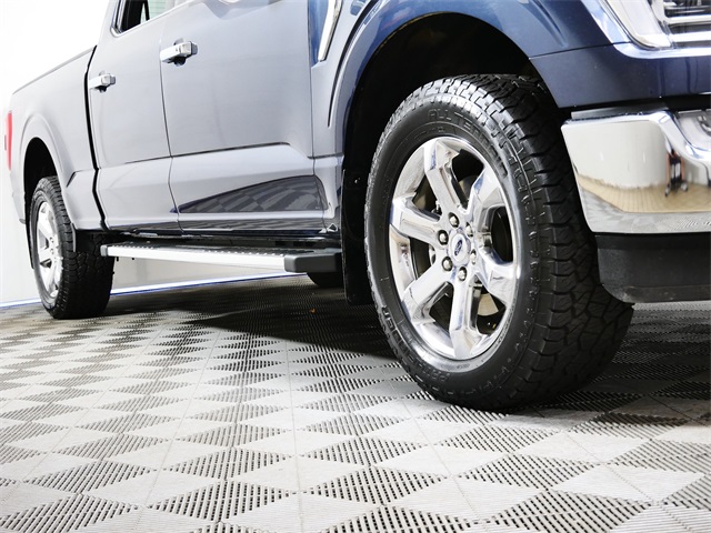 2022 Ford F-150 Lariat photo 2
