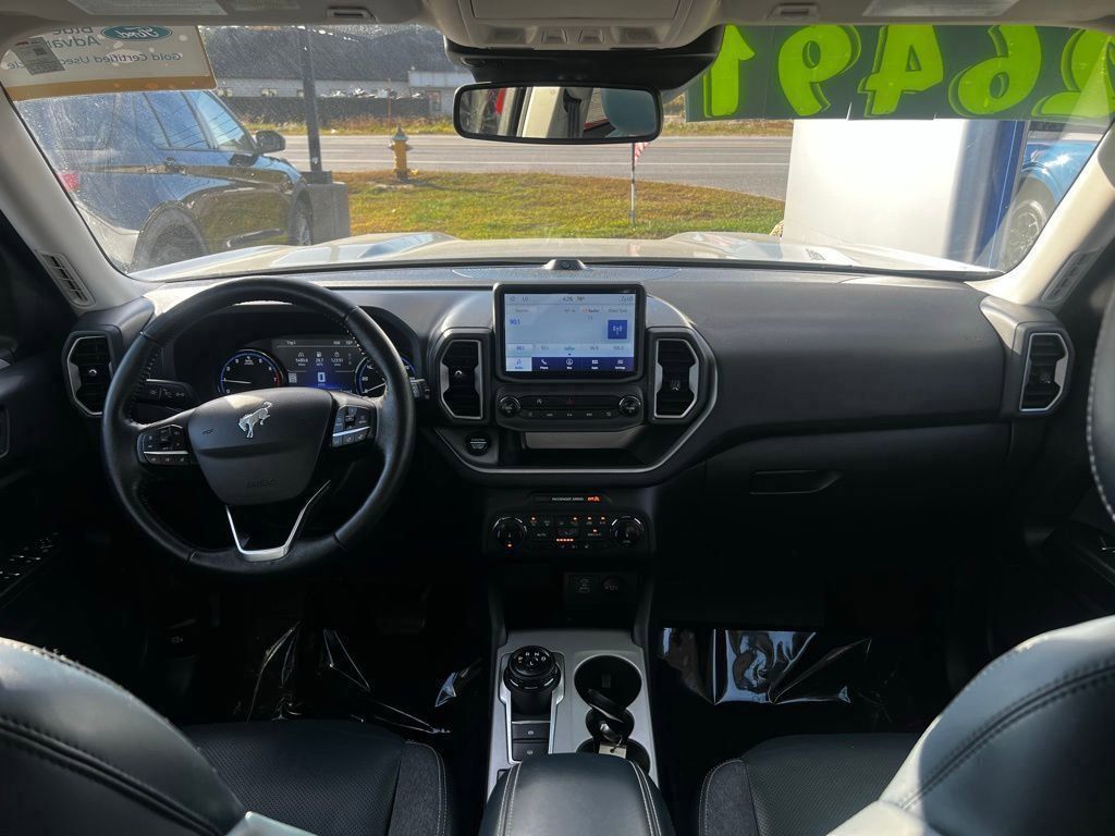 2022 Ford Bronco Sport Outer Banks photo 4