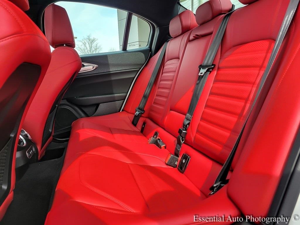 2025 Alfa Romeo Giulia Base photo 9